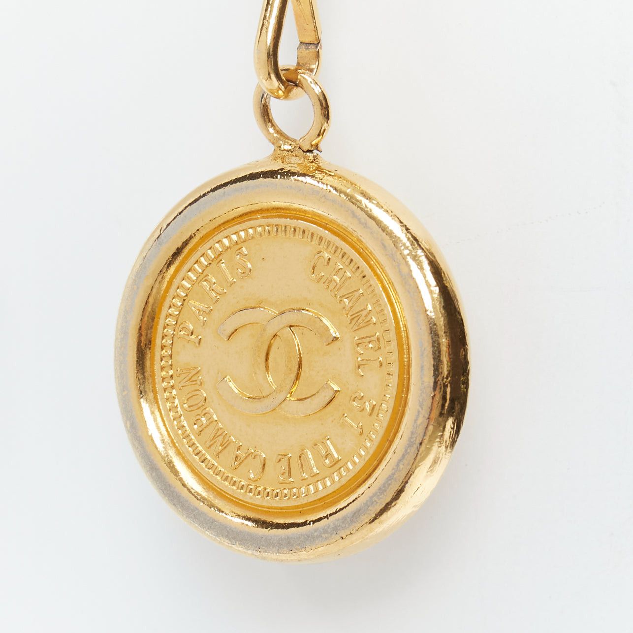 Chanel CHANEL1994 Vintage gold plated CC ID plate 31 Rue Cambon coin chain belt Size ONE SIZE - 3 Thumbnail