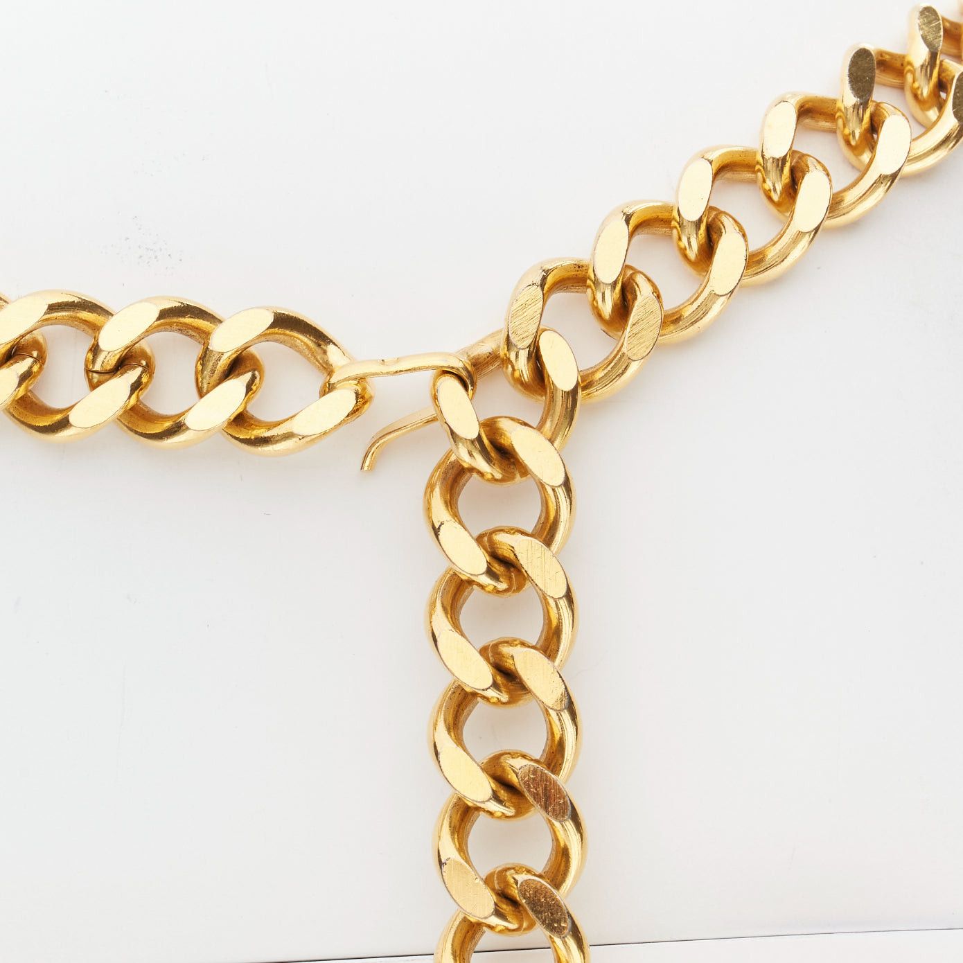 Chanel CHANEL1994 Vintage gold plated CC ID plate 31 Rue Cambon coin chain belt Size ONE SIZE - 4 Thumbnail
