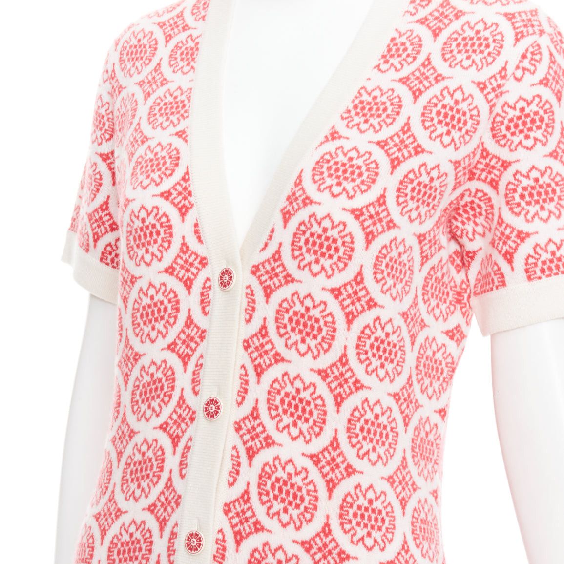 Chanel CHANEL 100% cashmere pink cream CC button pattern dress FR38 M Size M / US 6-8 / IT 42-44 - 2 Thumbnail
