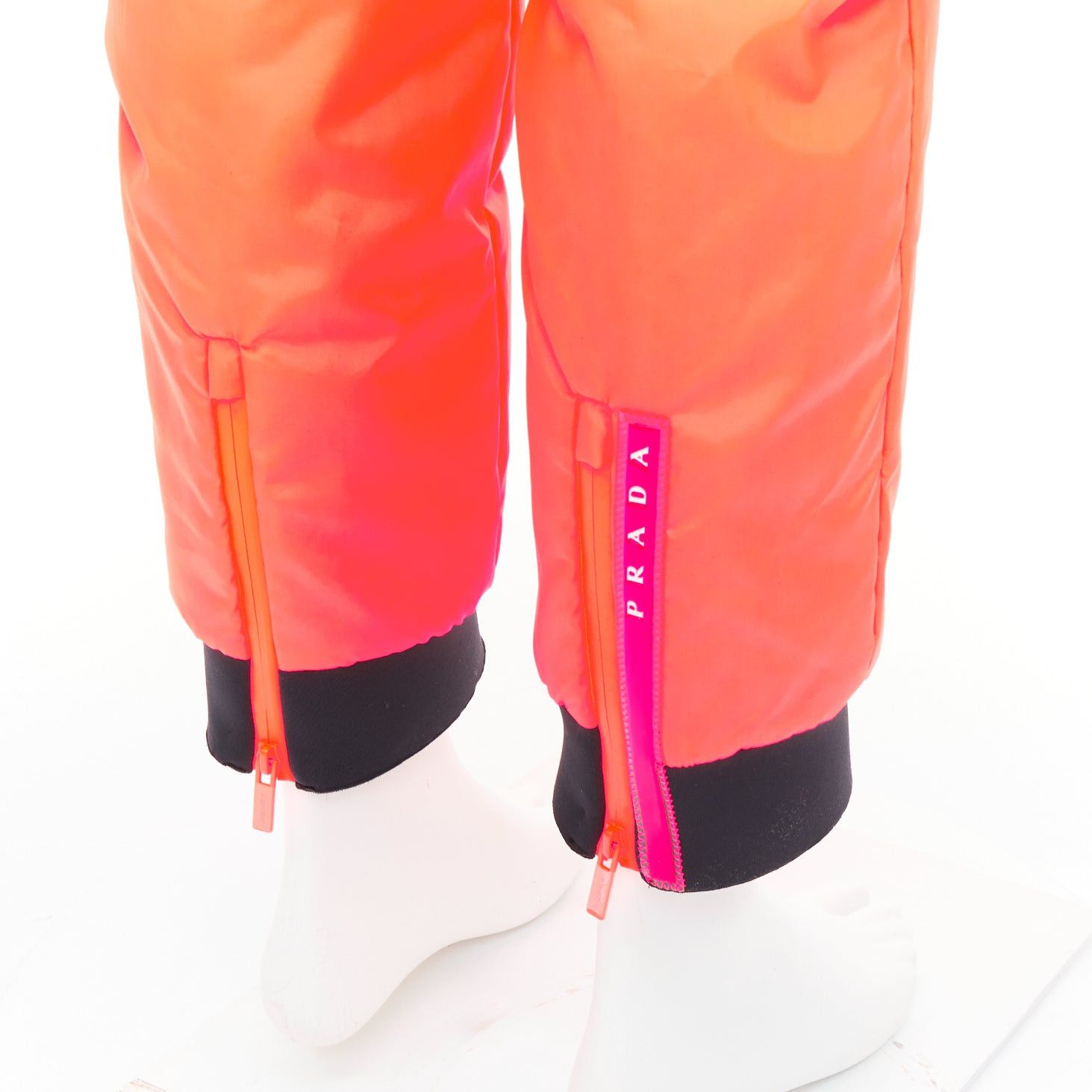 Prada PRADA 2018 Linea Rossa SPG52M Primaloft Coral neon orange insulated pants M Size US 30 / EU 46 - 2 Thumbnail