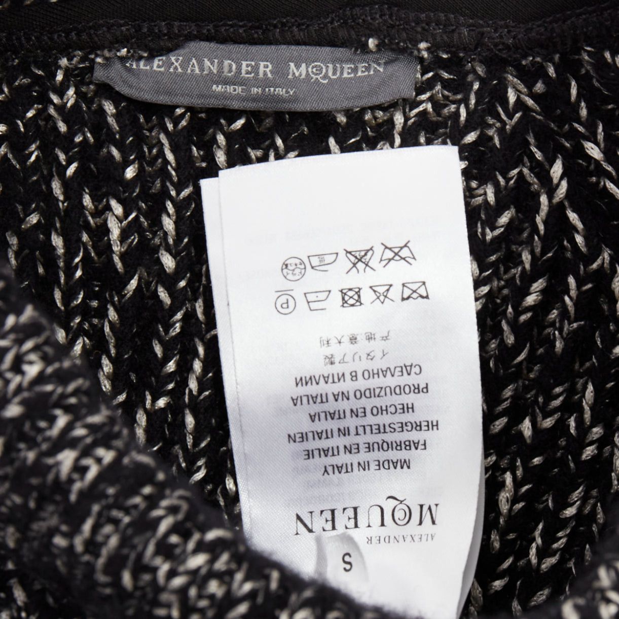 Alexander McQueen ALEXANDER MCQUEEN grey frayed fringe step hem raglan knit sweater S Size S / US 4 / IT 40 - 8 Thumbnail