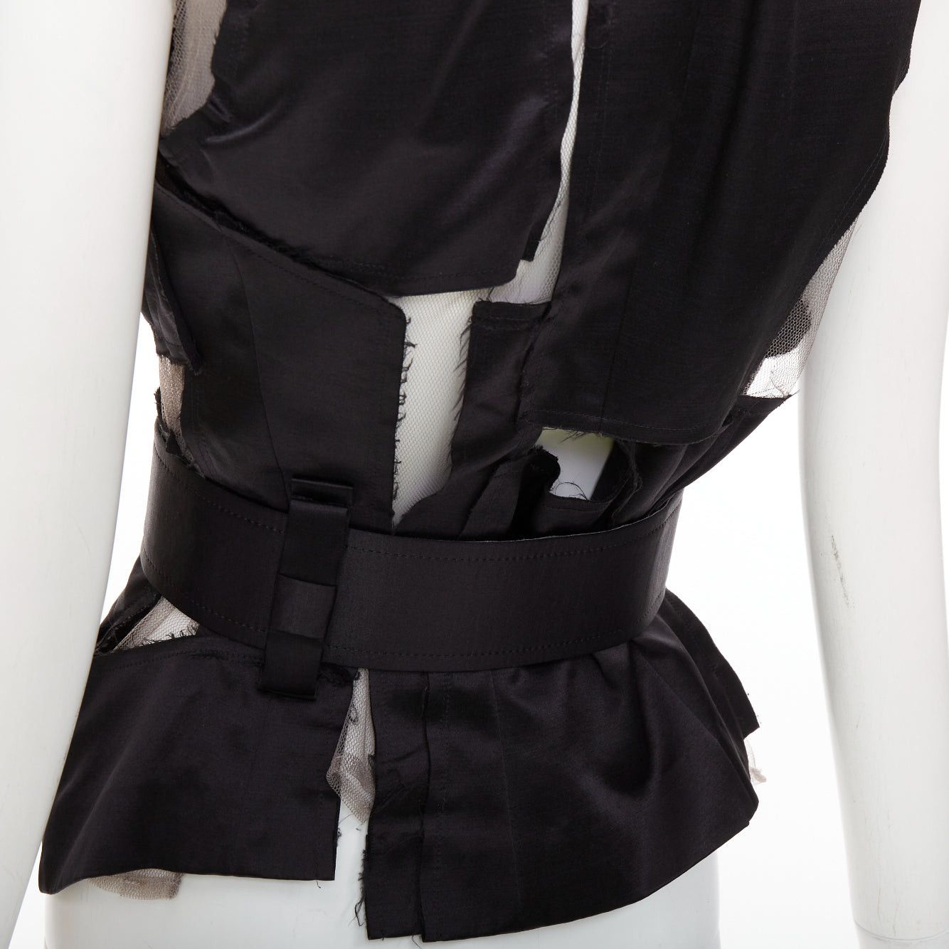 Comme des Garcons COMME DES GARCONS 2007 Runway black satin sheer patchwork tulle belted vest S Size S / US 4 / IT 40 - 7 Thumbnail