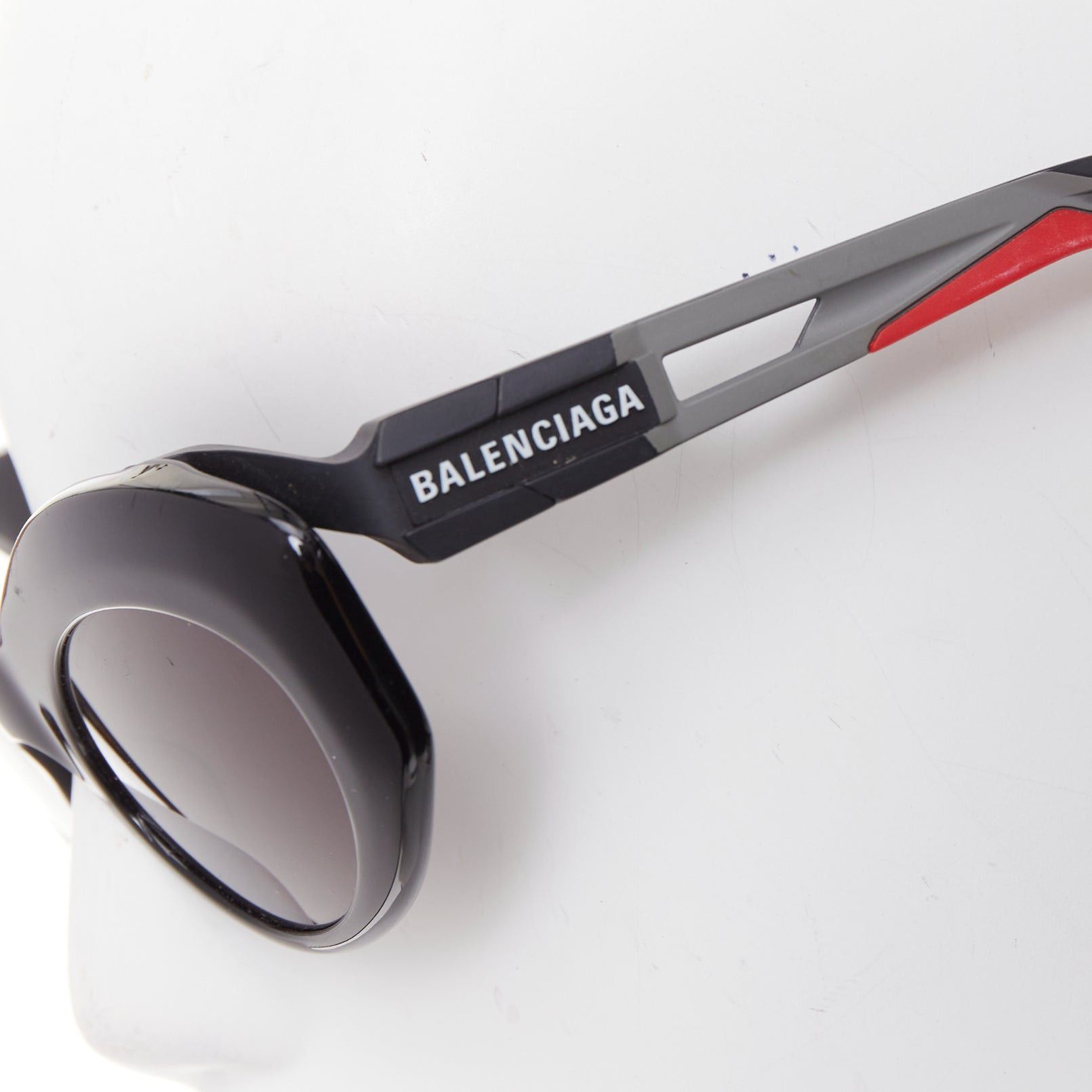 Balenciaga BALENCIAGA BB0053S Hybrid Oval black grey sporty rubber temple sunglasses Size ONE SIZE - 2 Thumbnail
