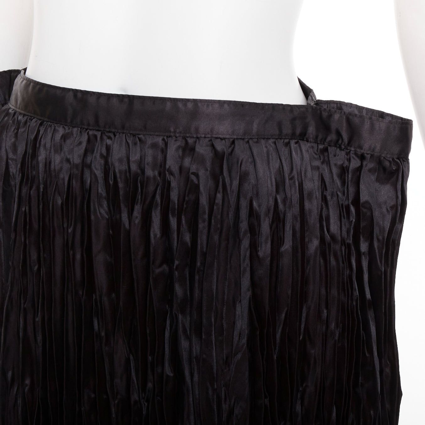 Junya Watanabe JUNYA WATANABE 2018 black plisse extended constructed waistline midi skirt XS Size 26" / US 2 / IT 38 - 2 Thumbnail