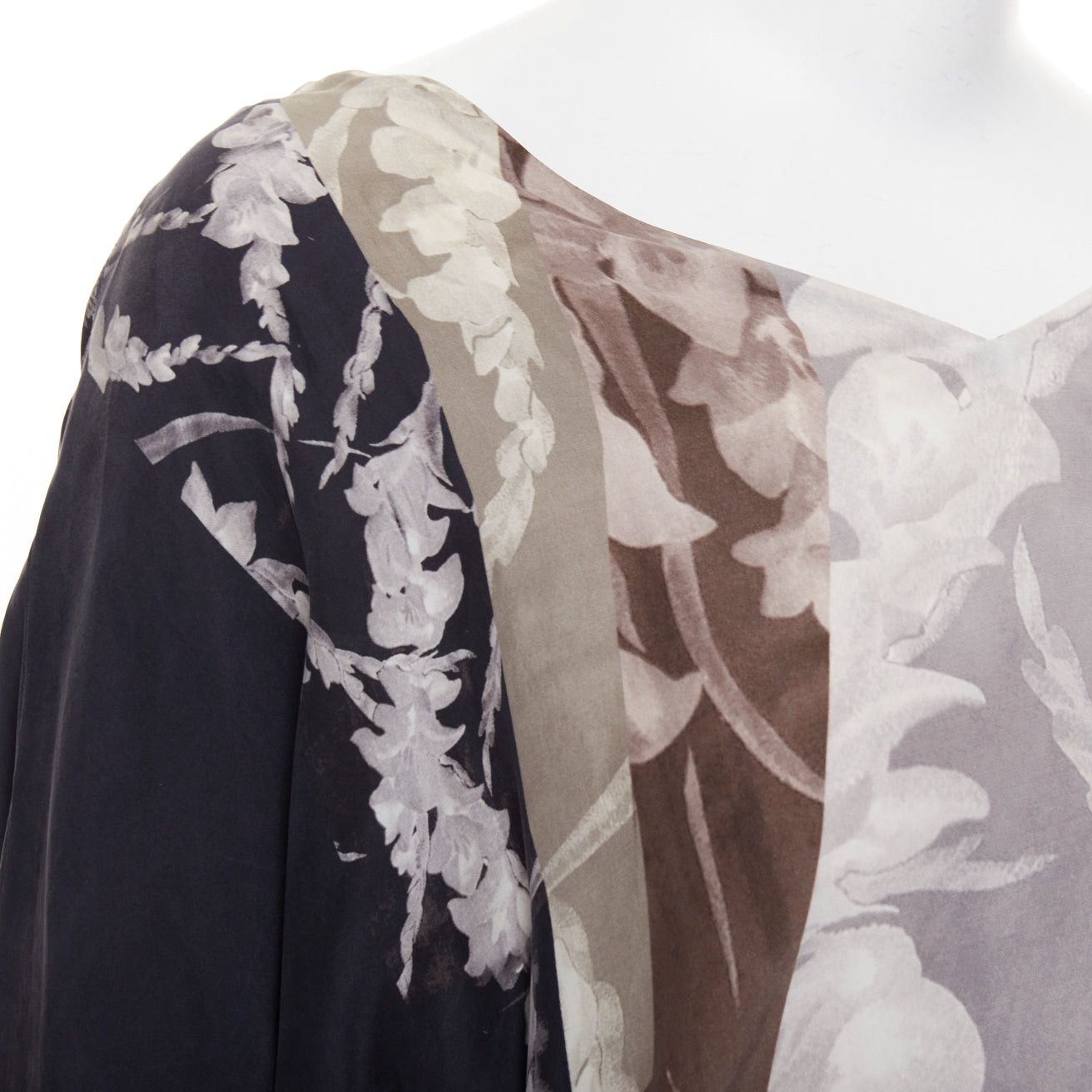 Dries Van Noten DRIES VAN NOTEN 2009 Vintage 100% silk floral print asymmetric drape dress FR38 M Size M / US 6-8 / IT 42-44 - 7 Thumbnail