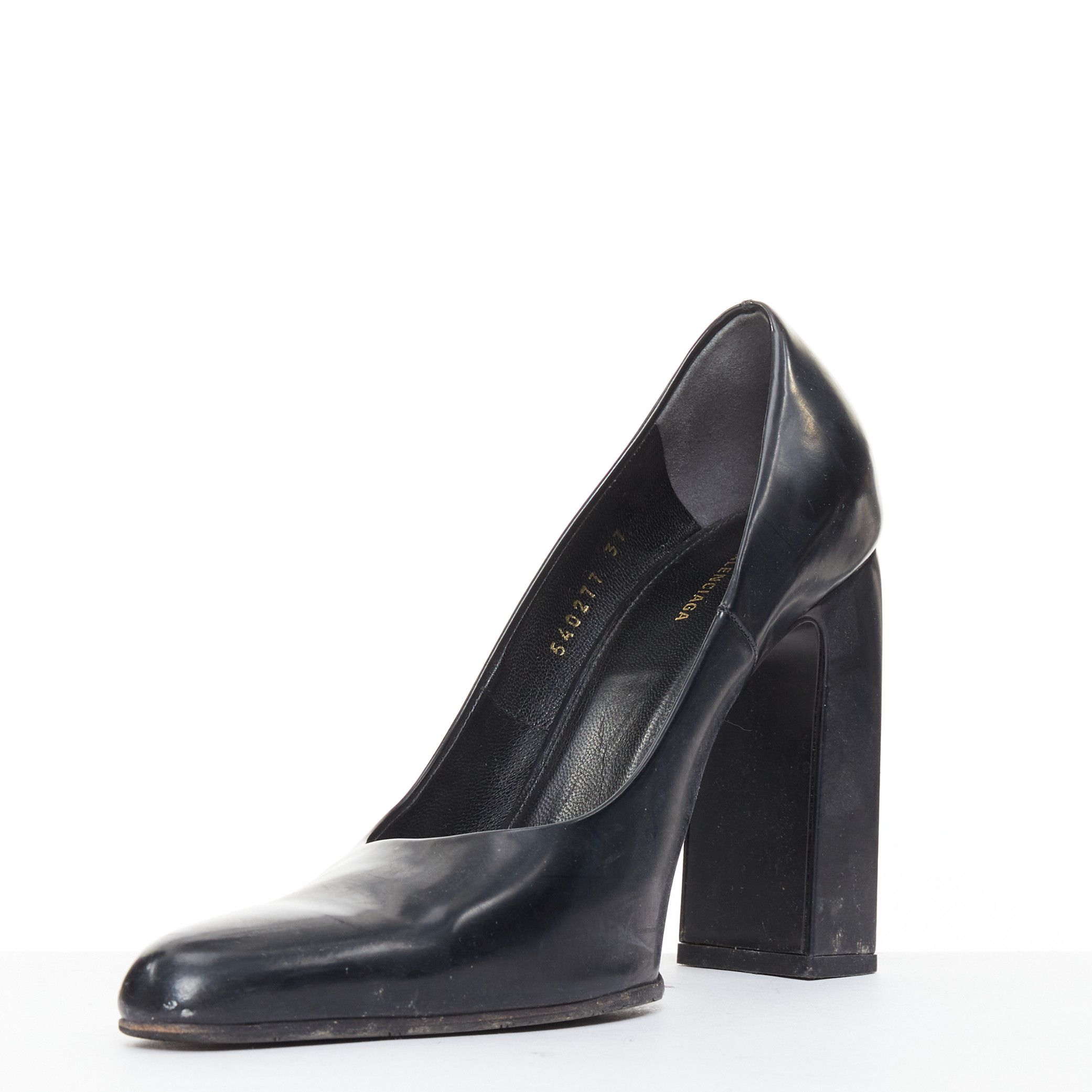 Balenciaga BALENCIAGA black calfskin leather elongated toe box block heel pump EU37 Size US 7 / IT 37 - 4 Thumbnail