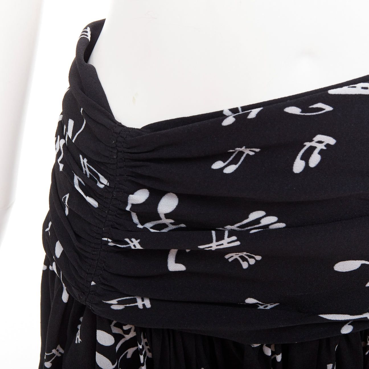 Miu Miu MIU MIU 2013 black white viscose blend musical notes ruched mini skirt IT36 XXS Size 25" / US 0 / IT 36 - 7 Thumbnail