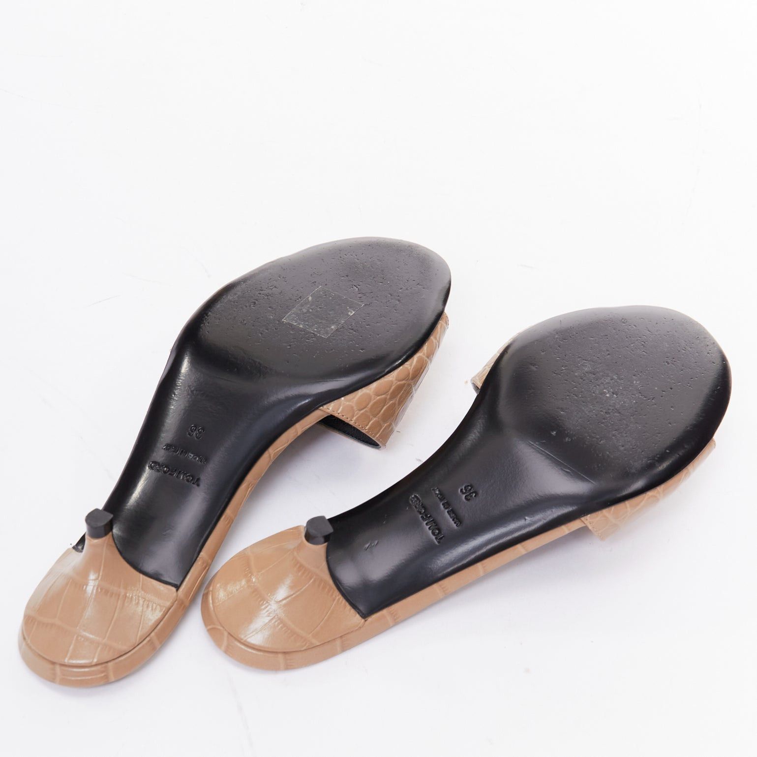 Tom Ford TOM FORD taupe rcoc embossed calfskin gold TF logo kitten heel sandal EU36 Size US 6 / IT 36 - 11 Thumbnail