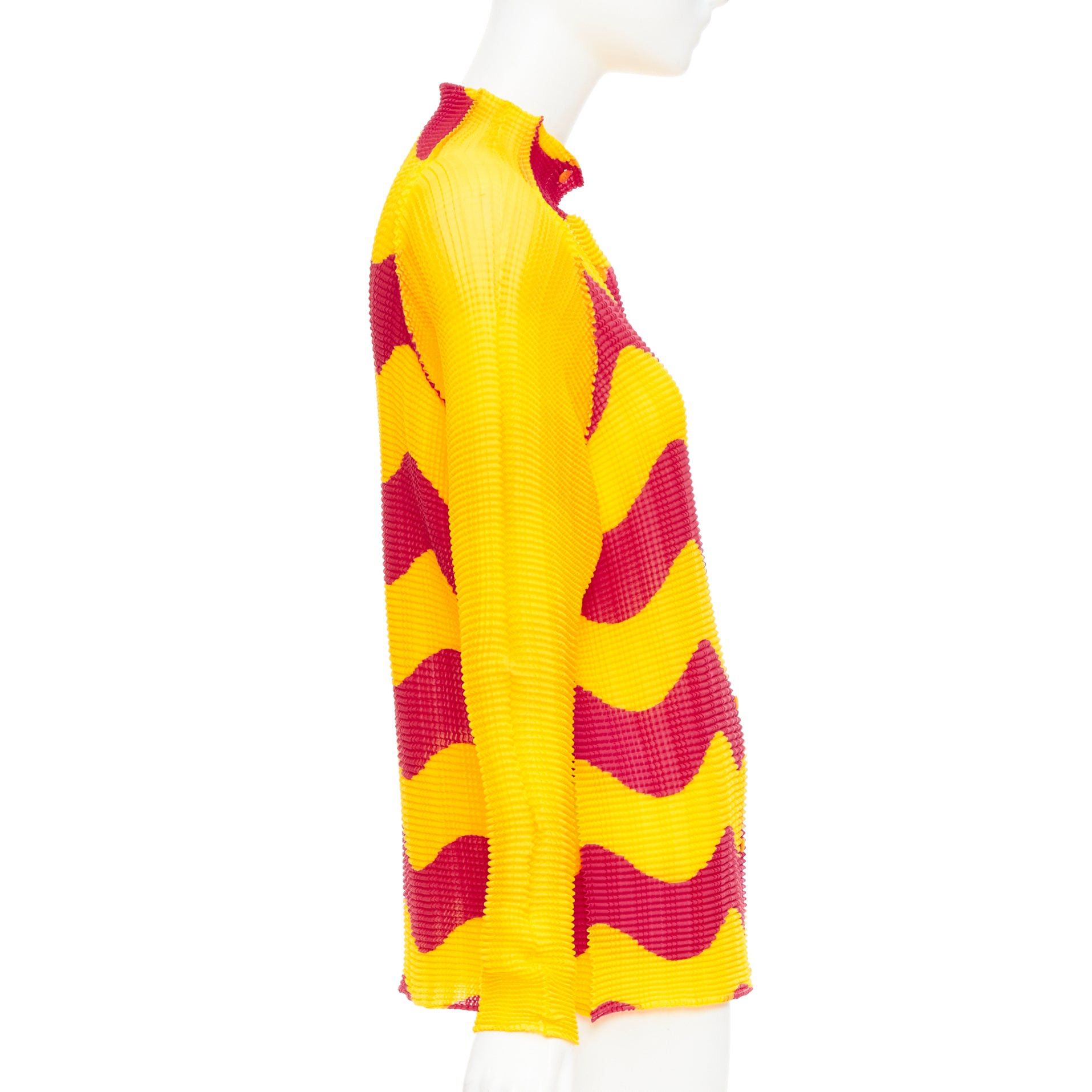 Issey Miyake rare ISSEY MIYAKE Pleats Please graphic yellow red wave plisse high neck top JP2 M Size M / US 6-8 / IT 42-44 - 4 Thumbnail