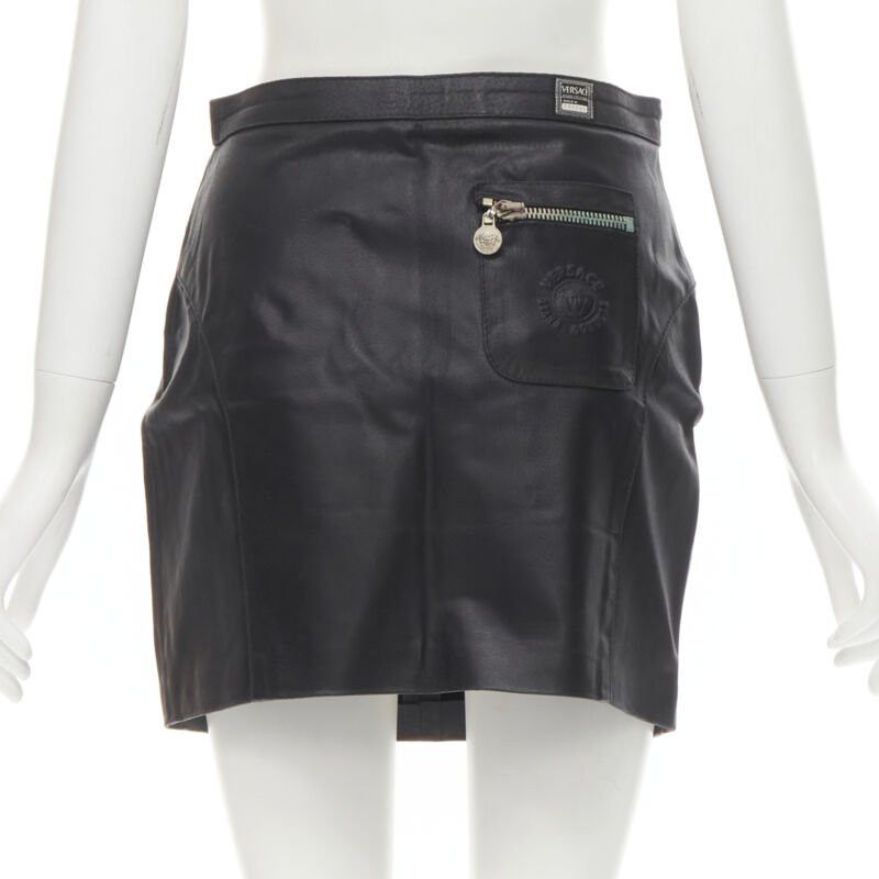 Versace Jeans Couture VERSACE JEAN COUTURE Vintage black leather Medusa zip contour mini skirt 28" Size 26" / US 2 / IT 38 - 5 Thumbnail