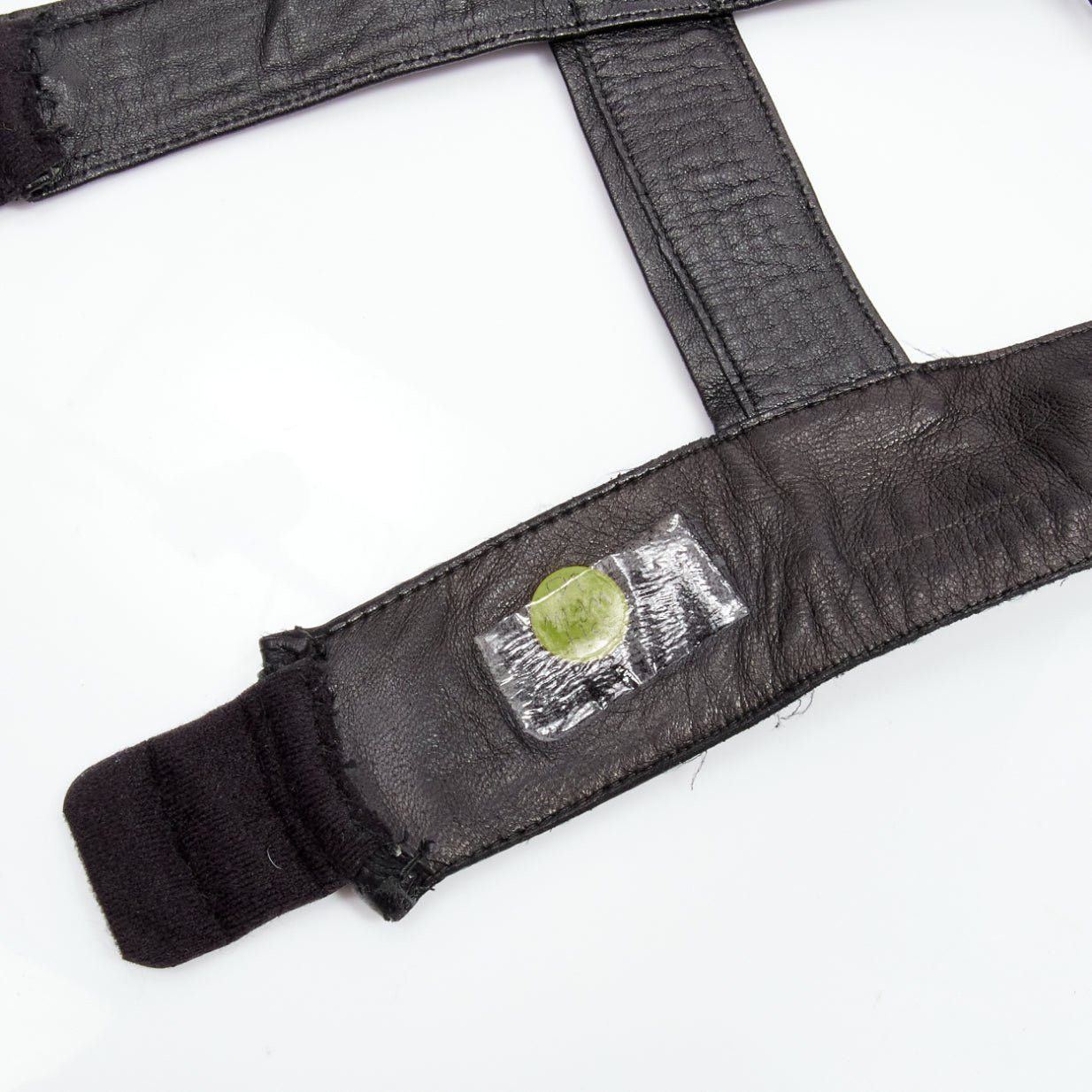 Givenchy rare GIVENCHY Riccardo Tisci 2014 Runway black leather pleated halter harness bra top Size S / US 4 / IT 40 - 9 Thumbnail