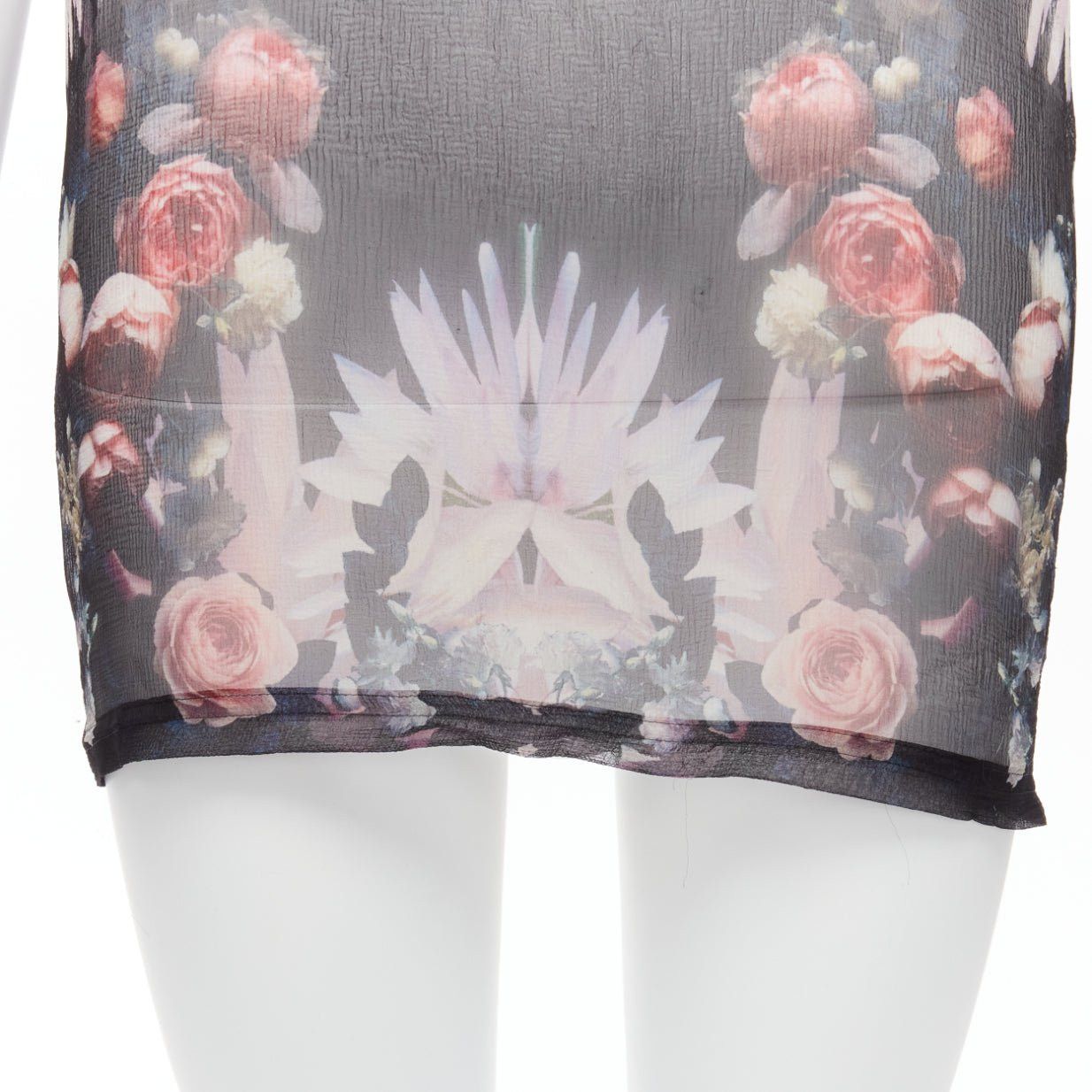 Givenchy GIVENCHY RICCARDO TISCI red black floral sheer romantic goth tshirt FR34 XS Size XS / US 0-2 / IT 36-38 - 7 Thumbnail