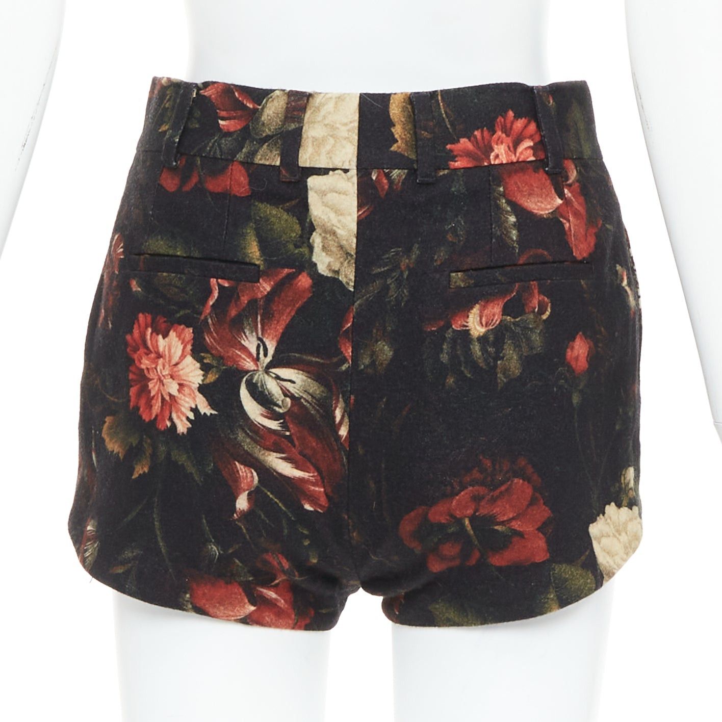 Givenchy GIVENCHY Tisci 100% wool black red peony floral high rise shorts Size 27" / US 4 / IT 40 - 5 Thumbnail