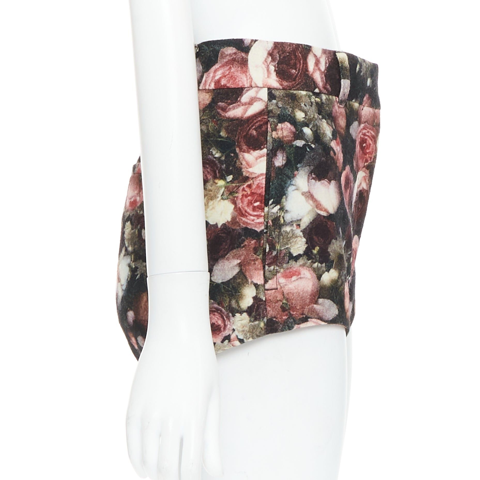 Givenchy GIVENCHY Tisci 2013 black pink rose floral print high cut shorts Size 27" / US 4 / IT 40 - 4 Thumbnail