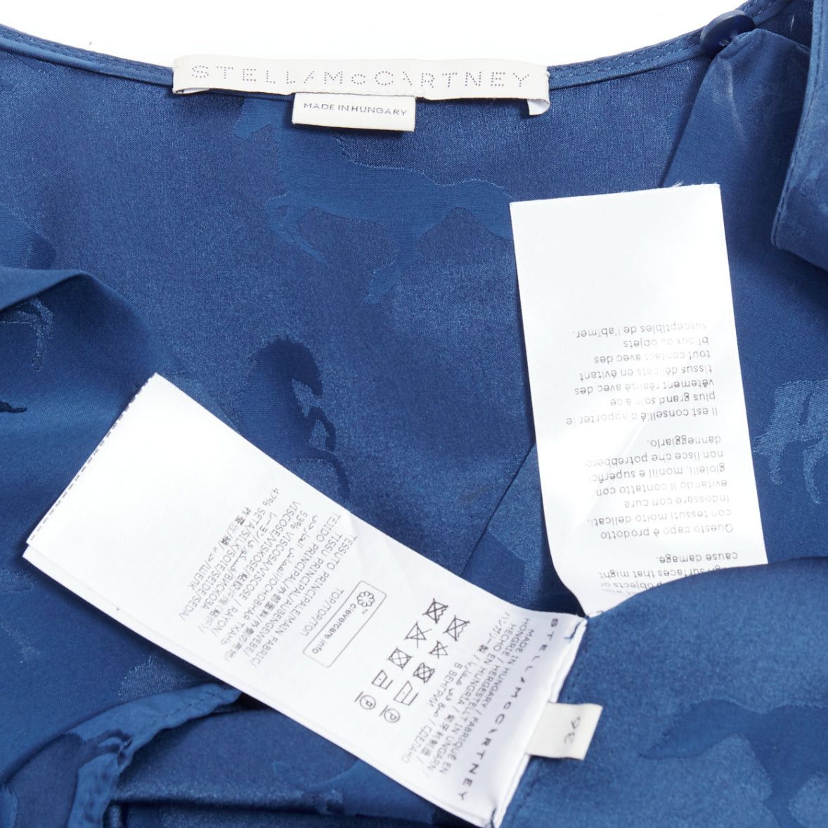 Stella McCartney STELLA MCCARTNEY 2019 navy viscose silk horse print keyhole shirt IT36 XXS Size XS / US 0-2 / IT 36-38 - 8 Thumbnail