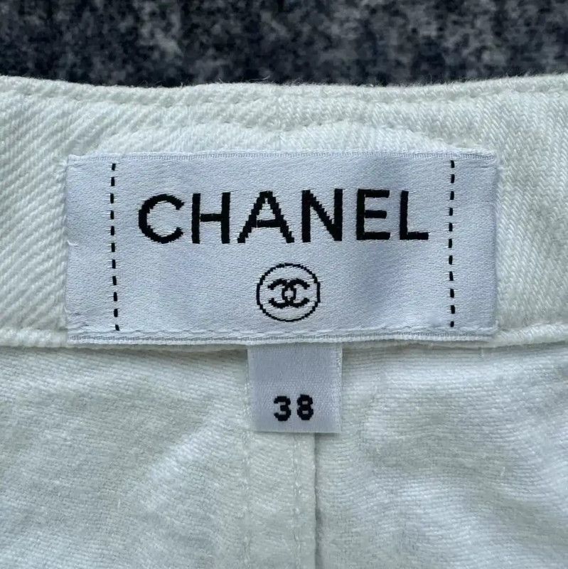 Chanel Chanel White Cotton Casual Trousers 0089 Size 27" / US 4 / IT 40 - 5 Thumbnail