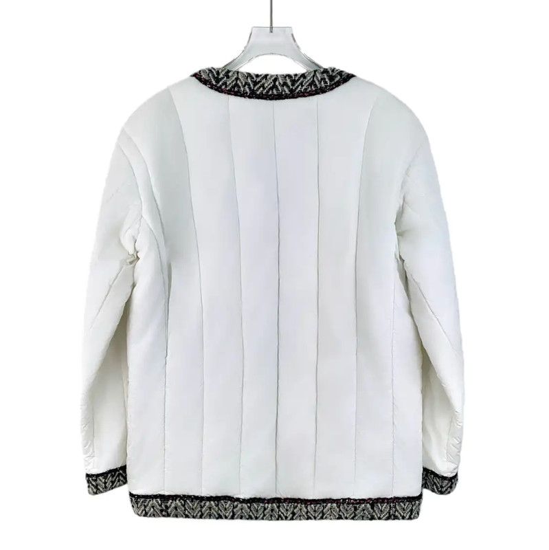 Chanel Chanel White Quilted Nylon Women's Jacket 0089 Size M / US 6-8 / IT 42-44 - 2 Thumbnail