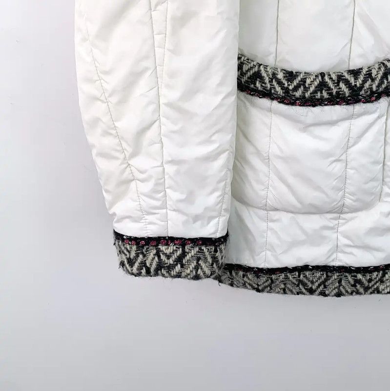 Chanel Chanel White Quilted Nylon Women's Jacket 0089 Size M / US 6-8 / IT 42-44 - 4 Thumbnail