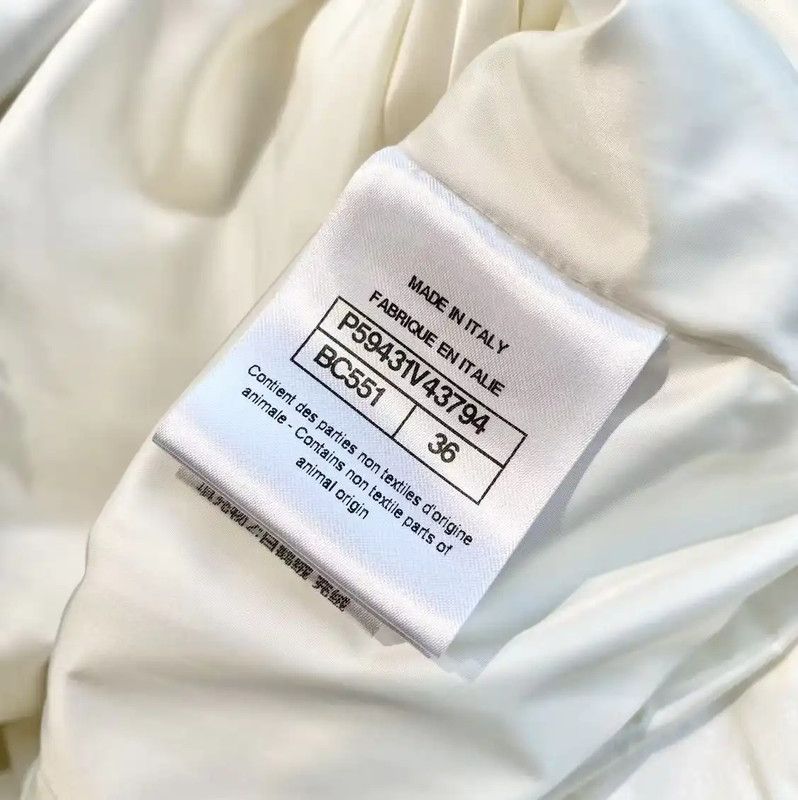 Chanel Chanel White Nylon Women's Down Jacket 0089 Size ONE SIZE - 5 Thumbnail