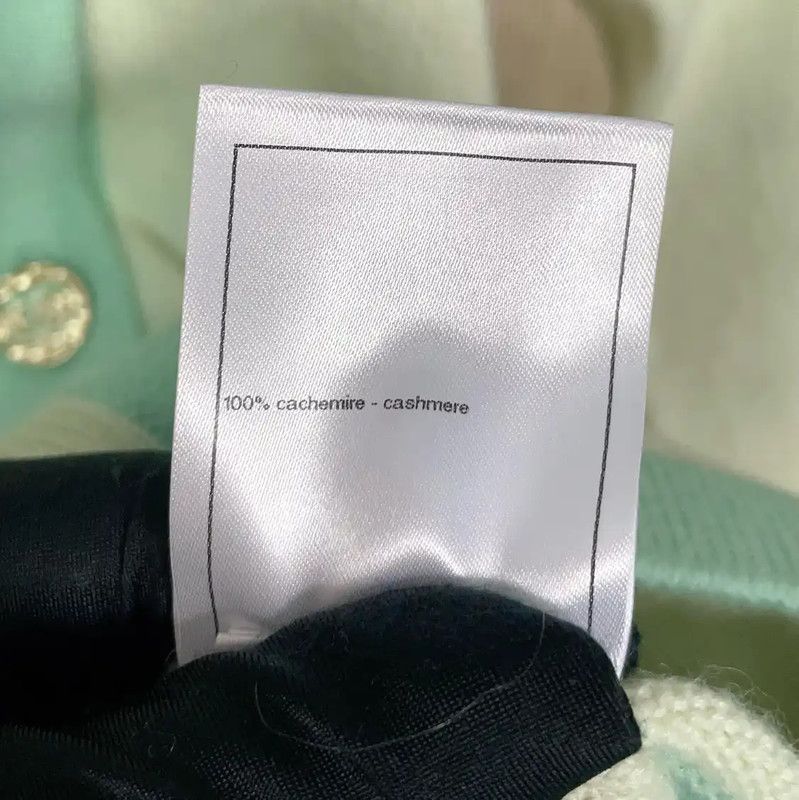 Chanel Chanel Spring Green Cashmere Off-Shoulder Sweater 0089 Size S / US 4 / IT 40 - 10 Thumbnail