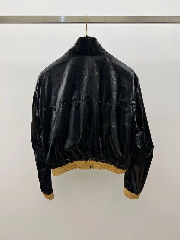 Chanel Chanel Black and Gold Cropped Jacket 0089 Size S / US 4 / IT 40 - 2 Thumbnail
