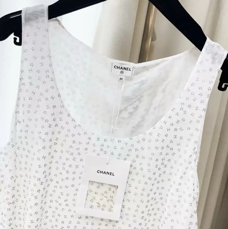 Chanel Chanel White Women's T-Shirt with Floral Print 0089 Size L / US 10 / IT 46 - 2 Thumbnail