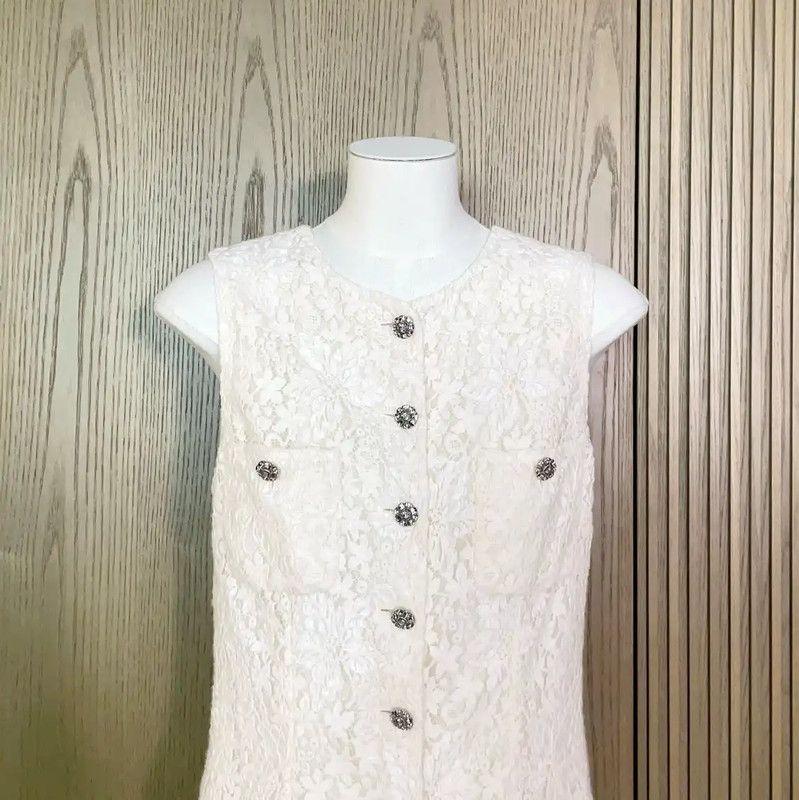Chanel Chanel White Wool Blend Lace Sleeveless Cardigan 0089 Size S / US 4 / IT 40 - 3 Thumbnail