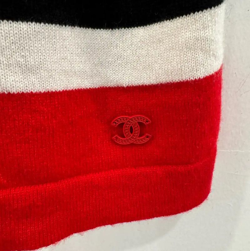 Chanel Chanel Red Cotton T-shirt for Women 0089 Size M / US 6-8 / IT 42-44 - 5 Thumbnail