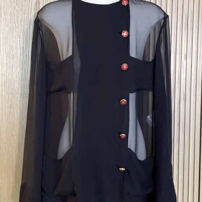 Chanel Chanel Short Sleeve Black Silk Blouse for Women 0089 Size S / US 4 / IT 40 - 5 Thumbnail