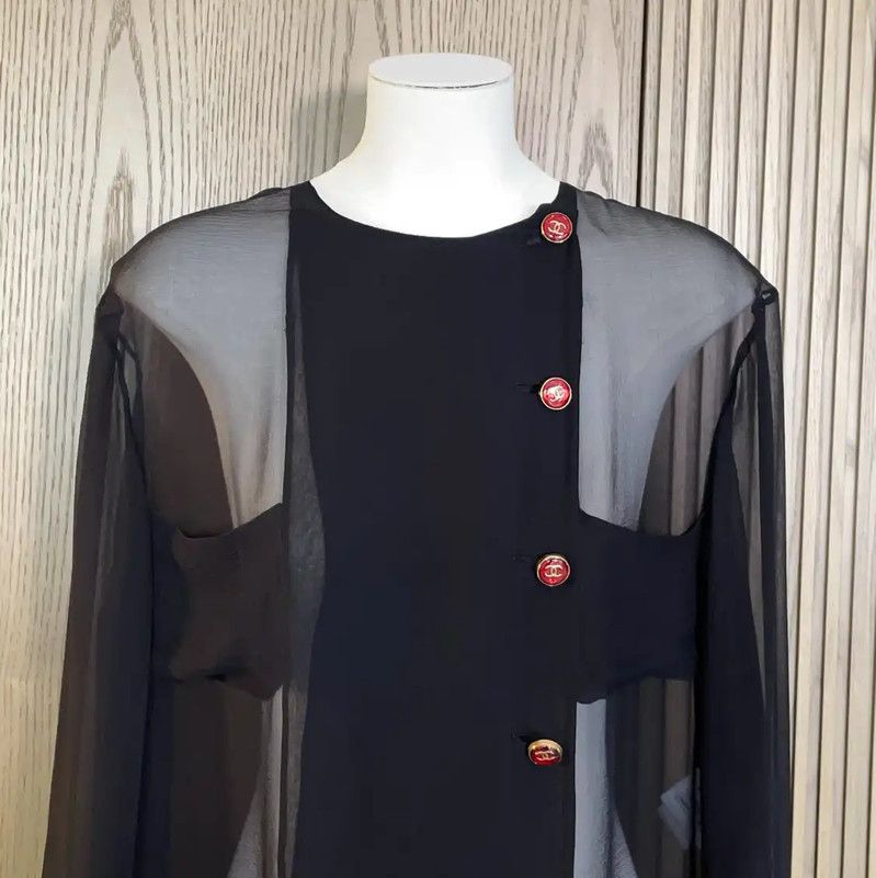 Chanel Chanel Short Sleeve Black Silk Blouse for Women 0089 Size S / US 4 / IT 40 - 4 Thumbnail