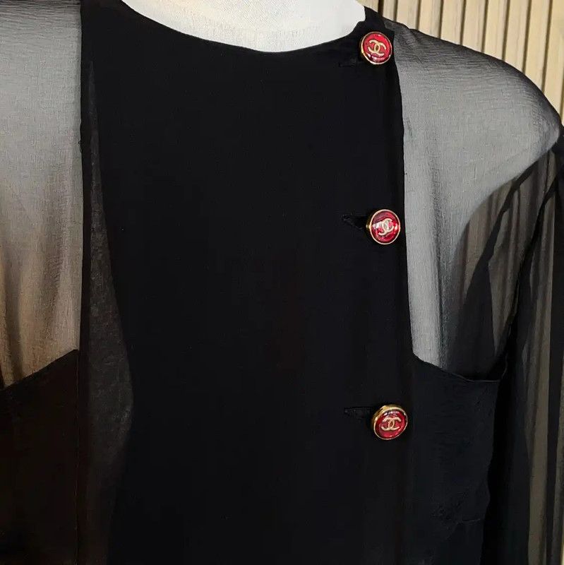 Chanel Chanel Short Sleeve Black Silk Blouse for Women 0089 Size S / US 4 / IT 40 - 7 Thumbnail
