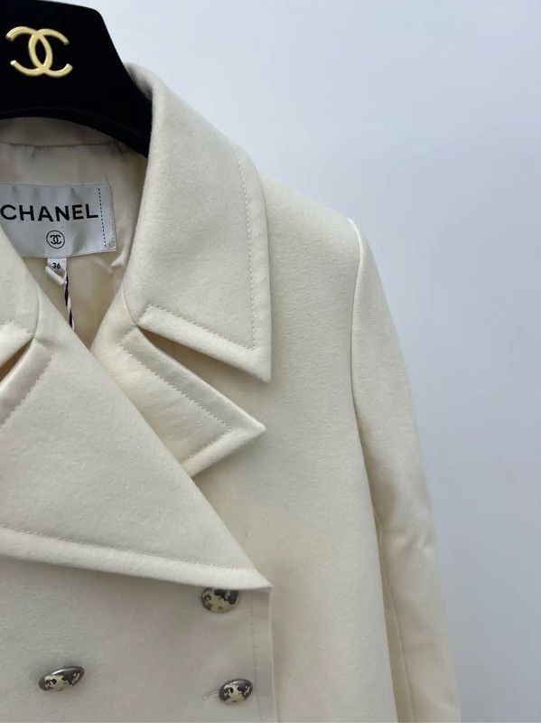 Chanel Chanel Women's Cream Long Coat 0089 Size M / US 6-8 / IT 42-44 - 3 Thumbnail