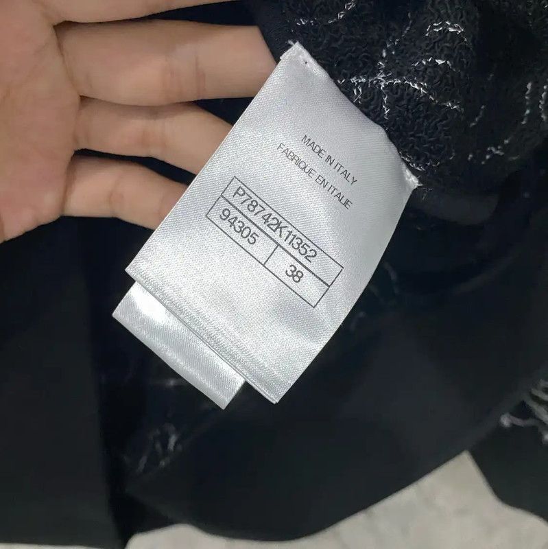 Chanel Chanel Black Long Sleeve Hoodie for Women 0089 Size ONE SIZE - 6 Thumbnail