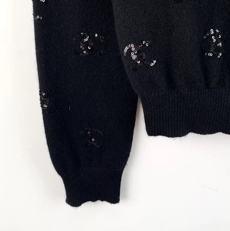Chanel Chanel Black Cashmere Cardigan with Floral Design 0089 Size M / US 6-8 / IT 42-44 - 5 Thumbnail