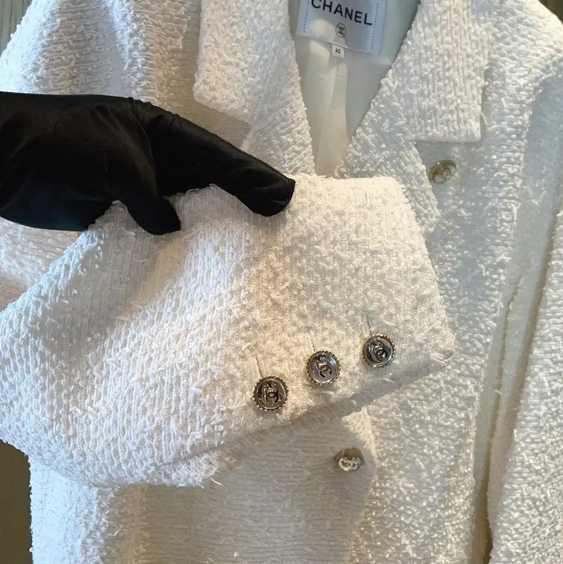 Chanel Chanel White Cotton Blend Women's Jacket 0089 Size M / US 6-8 / IT 42-44 - 5 Thumbnail