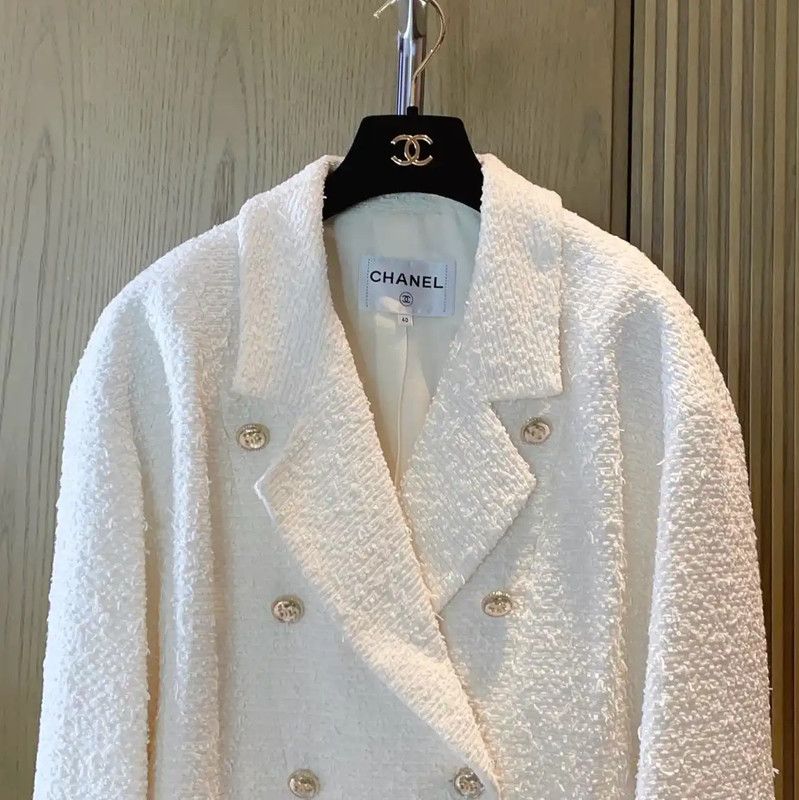 Chanel Chanel White Cotton Blend Women's Jacket 0089 Size M / US 6-8 / IT 42-44 - 3 Thumbnail