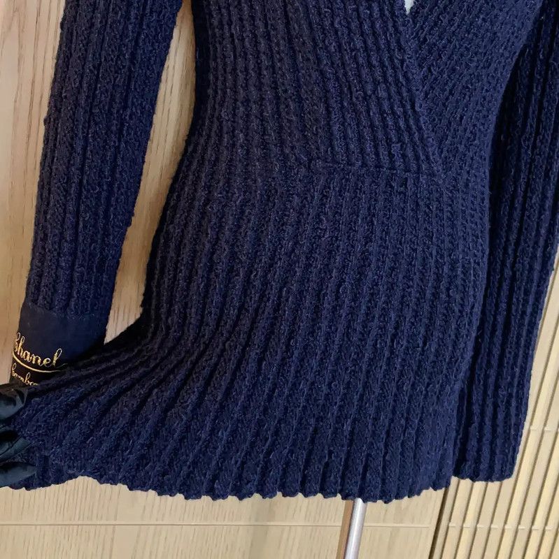 Chanel Chanel Women's Navy Wool Long Sleeve Pullover 0089 Size S / US 4 / IT 40 - 7 Thumbnail