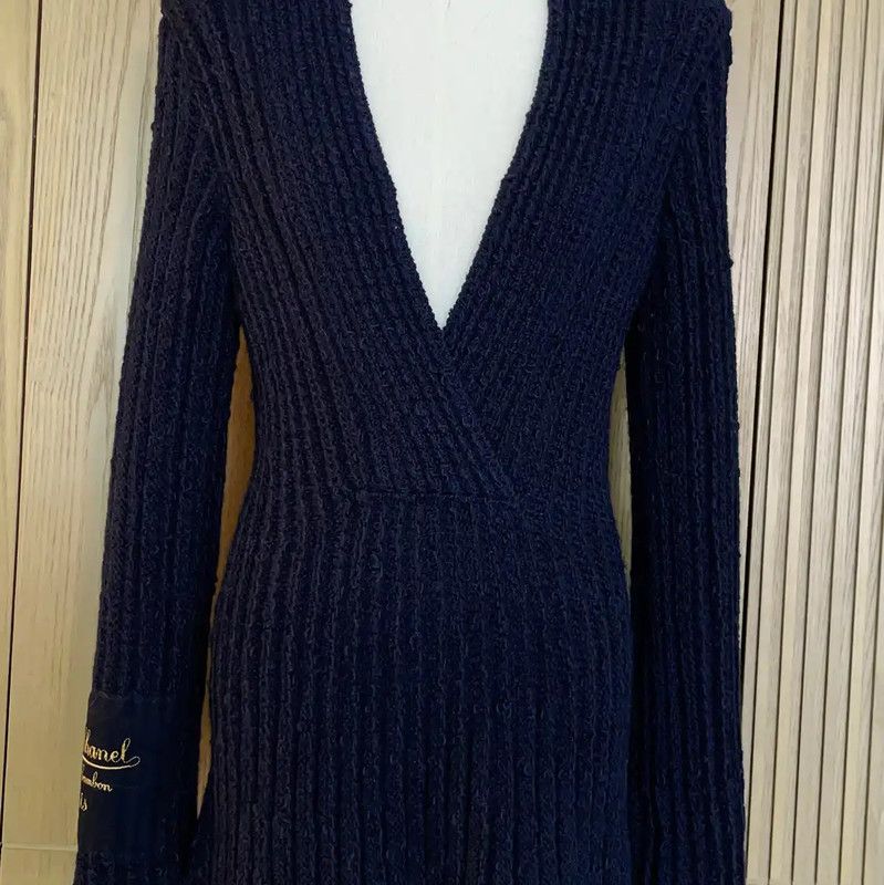 Chanel Chanel Women's Navy Wool Long Sleeve Pullover 0089 Size S / US 4 / IT 40 - 5 Thumbnail