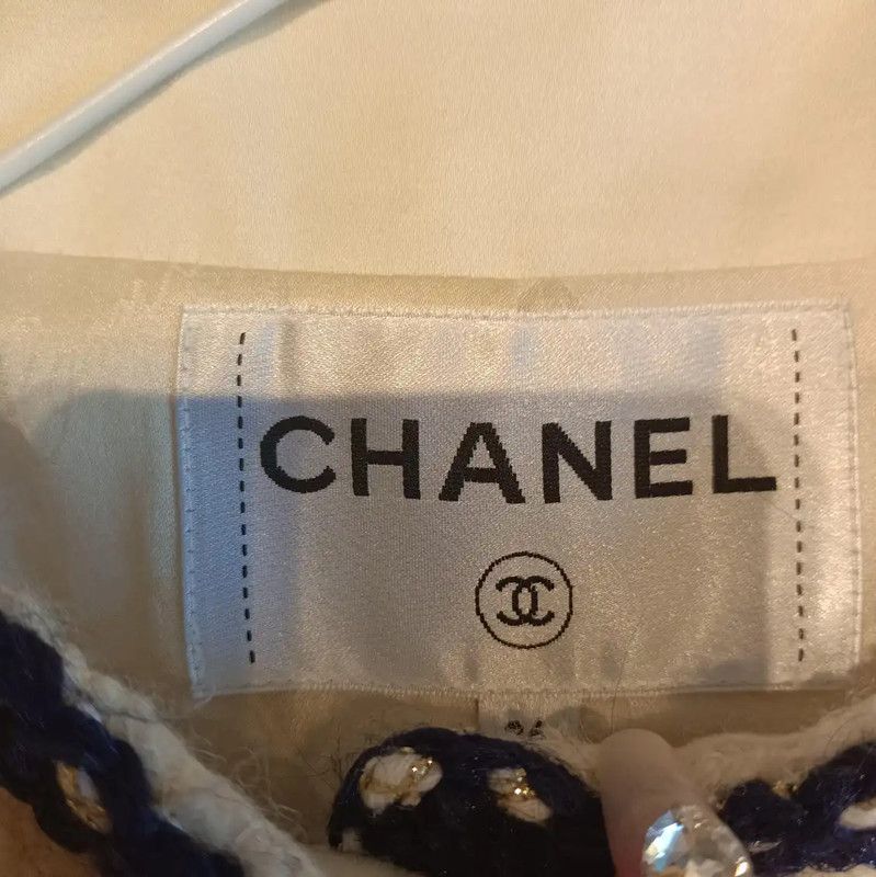 Chanel Chanel Winter Wool Blend Coat in Cream 0089 Size S / US 4 / IT 40 - 6 Thumbnail