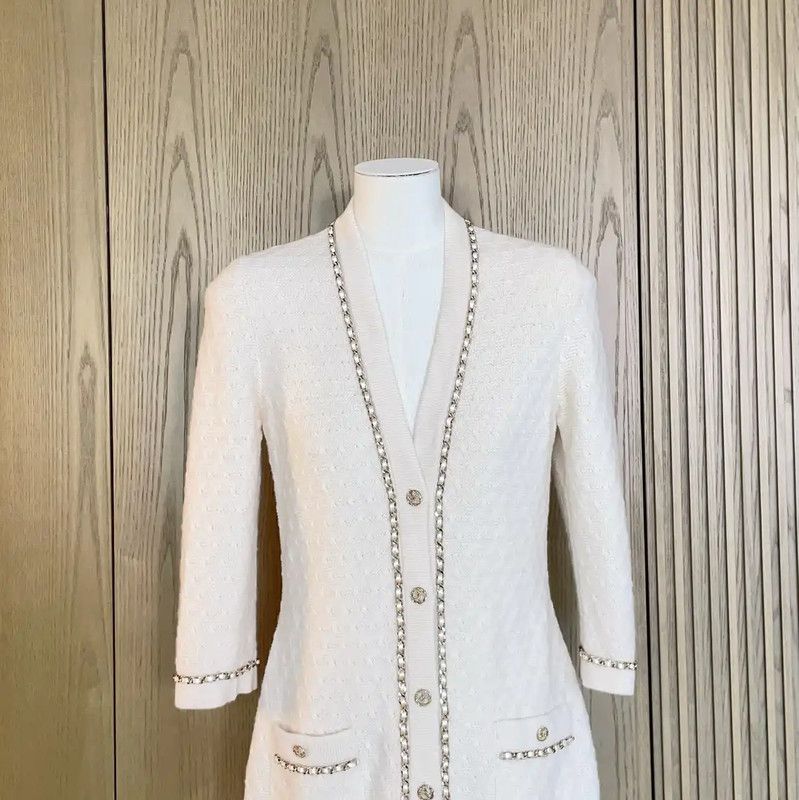 Chanel Chanel White Cashmere Chain Cardigan 0089 Size S / US 4 / IT 40 - 4 Thumbnail