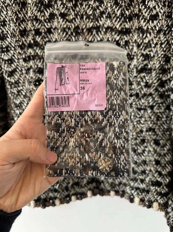 Chanel Chanel Gray Wool Ladies Jacket 0089 Size S / US 4 / IT 40 - 4 Thumbnail