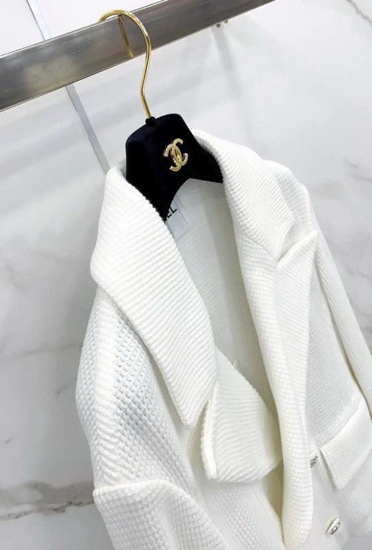 Chanel Chanel White Cotton Women's Jacket 0089 Size S / US 4 / IT 40 - 6 Thumbnail