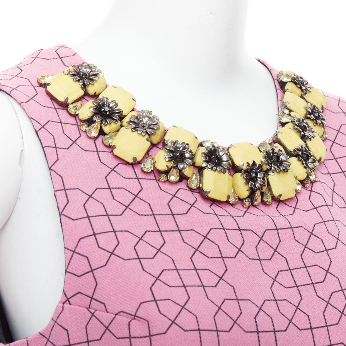 Marni MARNI pink virgin wool yellow embellished jewel collar vest IT40 S Size S / US 4 / IT 40 - 2 Thumbnail