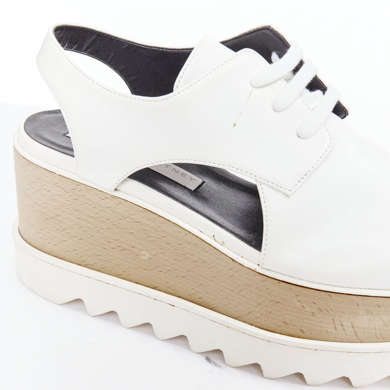 Stella McCartney STELLA MCCARTNEY Elyse white vegan leather lace up platforms EU39 Size US 9 / IT 39 - 8 Thumbnail