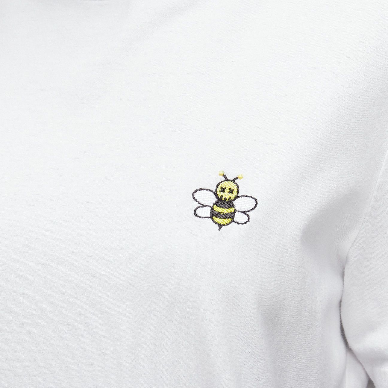 Dior DIOR HOMME Kaws white yellow cross eye logo bee embroidery tshirt XS Size US S / EU 44-46 / 1 - 2 Thumbnail