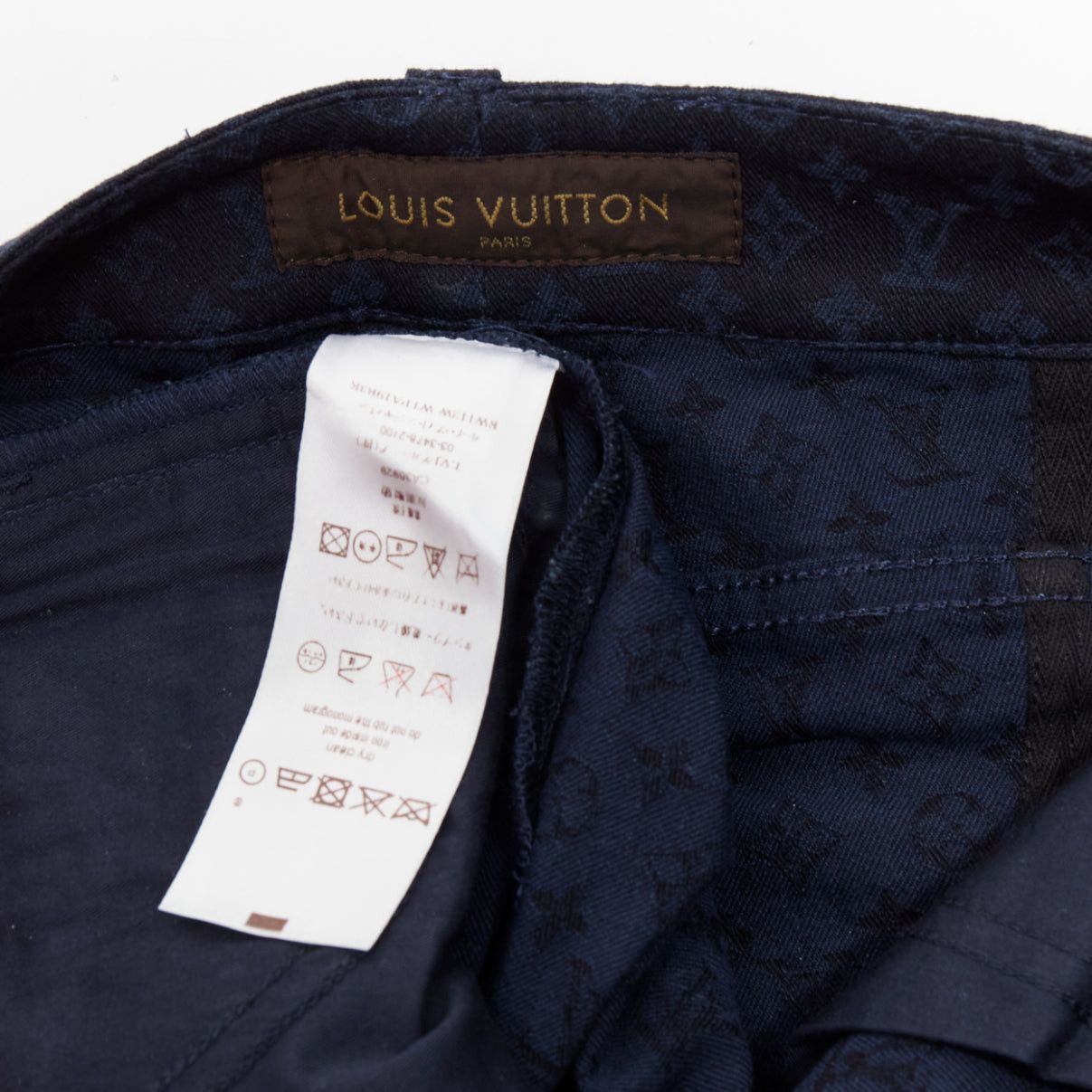 Louis Vuitton LOUIS VUITTON dark blue LV monogram black leather trim skinny jeans FR34 XS Size 26" / US 2 / IT 38 - 8 Thumbnail