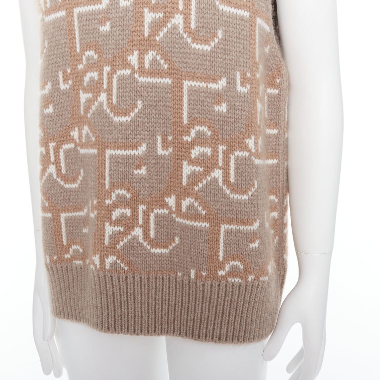 Dior DIOR Travis Scott Cactus Jack 2022 beige 100% cashmere oblique vest sweater M Size US M / EU 48-50 / 2 - 7 Thumbnail