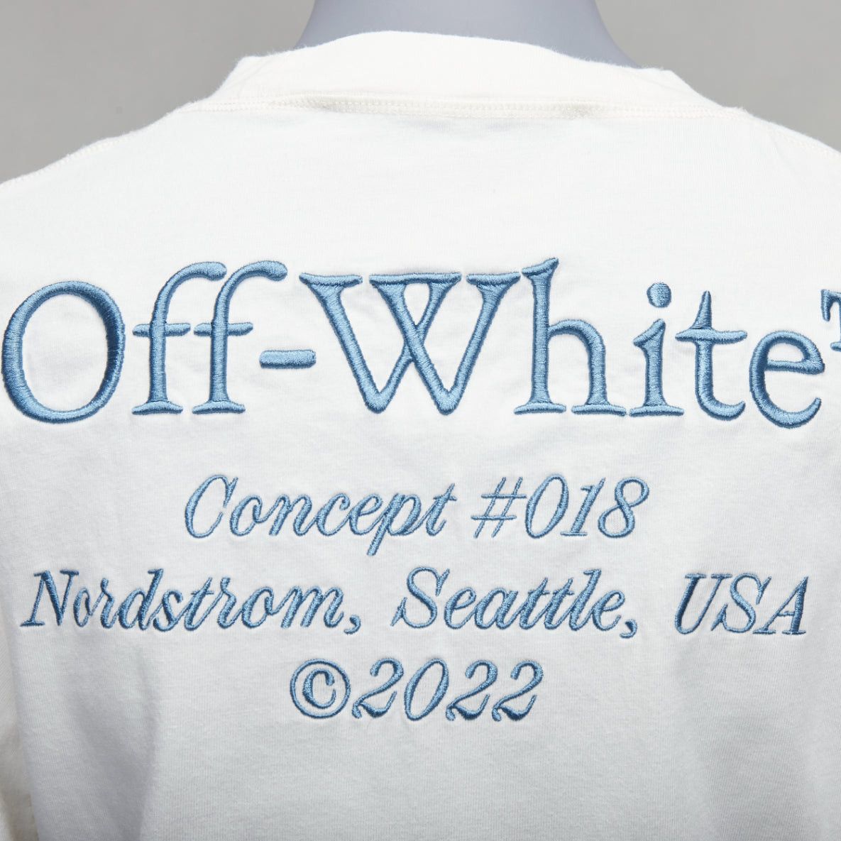 Off-White OFF WHITE cream cotton blue embroidered logo crop tshirt XS Size S / US 4 / IT 40 - 2 Thumbnail