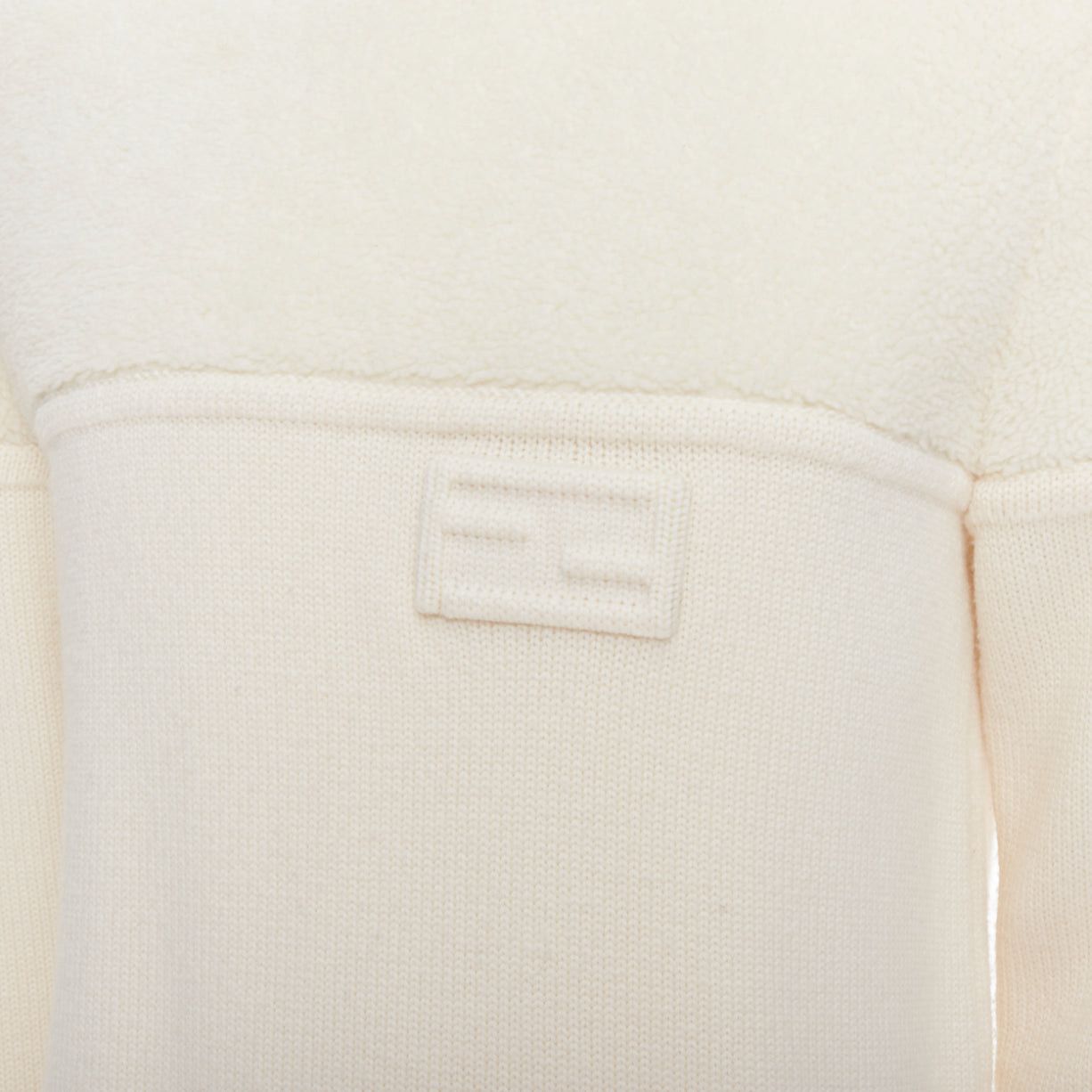 Fendi FENDI 100% wool fleece cream panelled logo applique sweater IT46 S Size US S / EU 44-46 / 1 - 2 Thumbnail