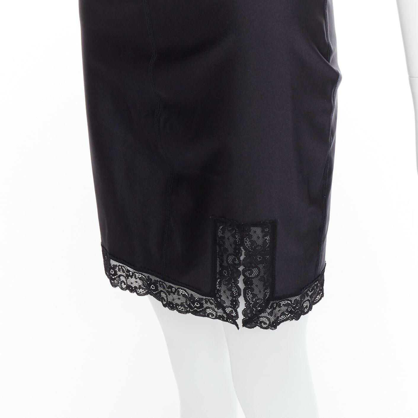 Alexander Wang T ALEXANDER WANG black lace trim logo tape waistband mini skirt XS Size 27" / US 4 / IT 40 - 2 Thumbnail